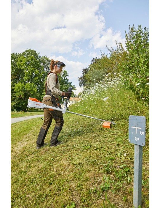 Débroussailleuse à batterie FSA135 Stihl